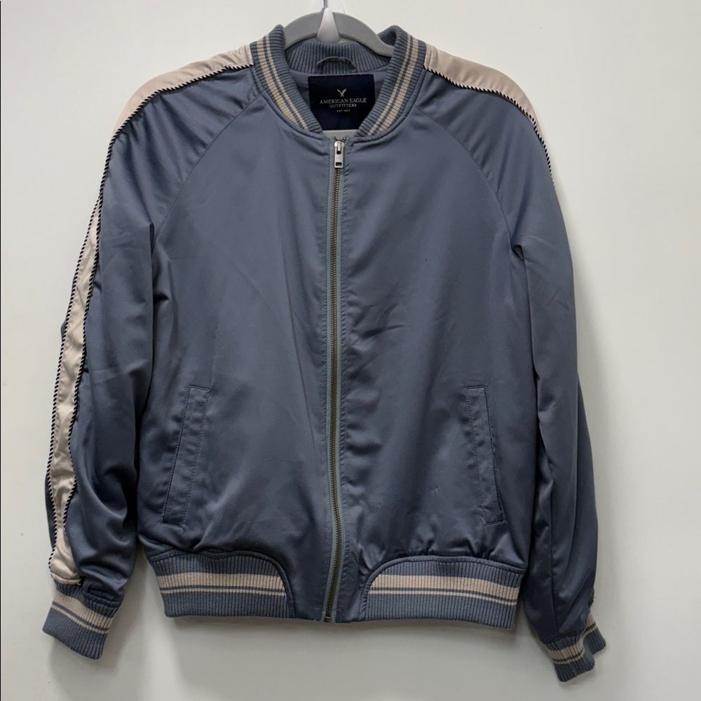 AMERICAN EAGLE SIZE M SATIN FLORAL EMBROIDERED BOMBER JACKET WOMEN BLUE